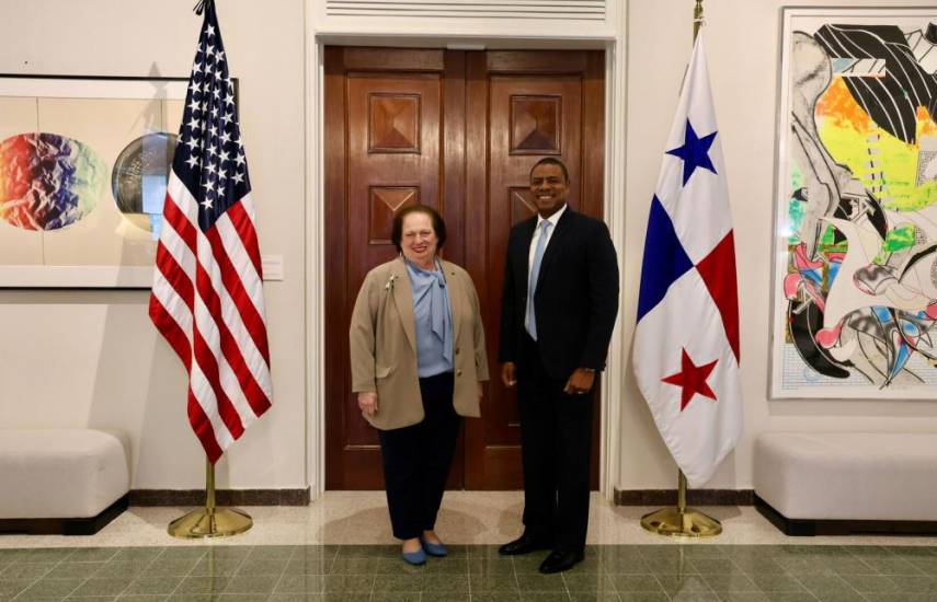 Embajadora de Estados Unidos en Panamá se reúne con el alcalde electo de Colón