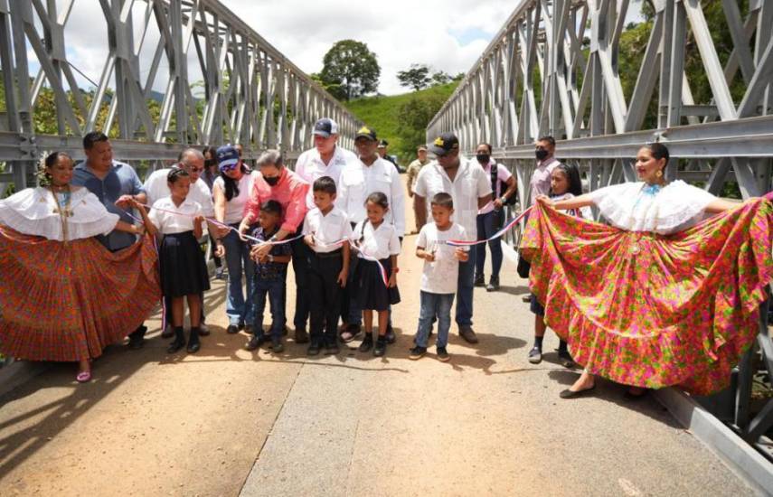 Inauguran puente modular sobre el río Cate en Soná