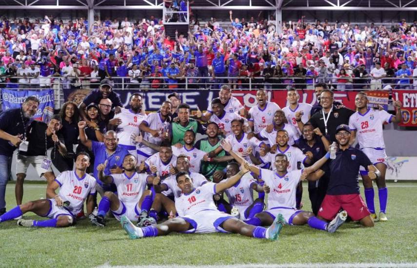 Plaza Amador y Tauro disputarán final de fútbol en Panamá
