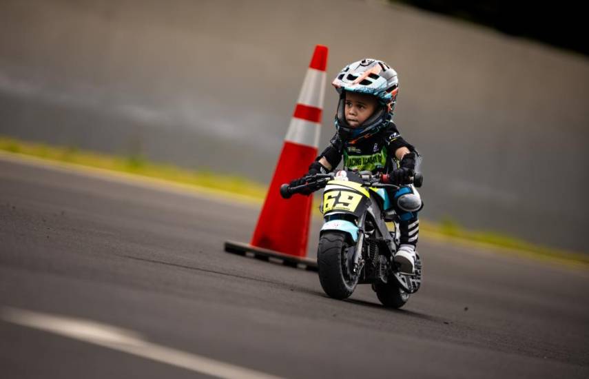 Cortesía | Un competidor en la categoría Infantil Mini GP.