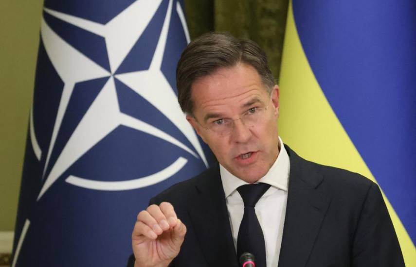 Rutte visita Ucrania, dos días después de asumir jefatura de la OTAN