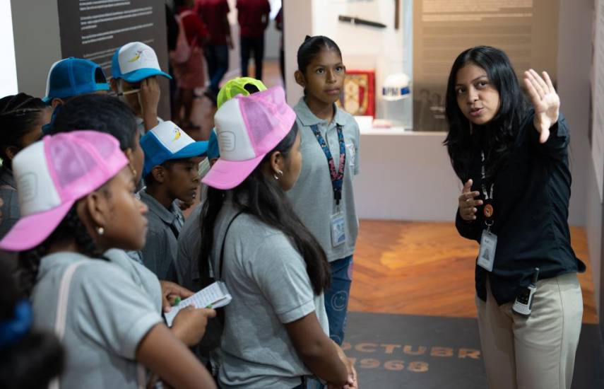 ML | Niños en el Museo del Canal.