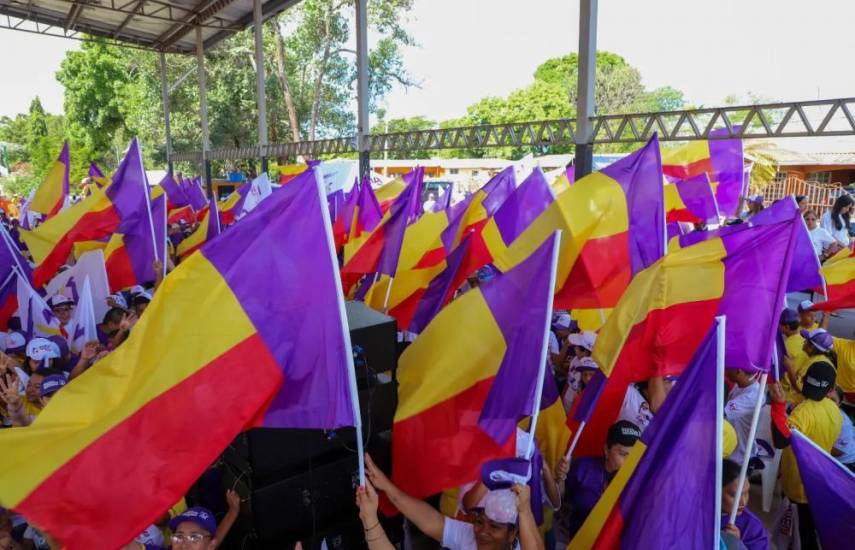 Panameñistas evalúan iniciar reestructuración tras derrota