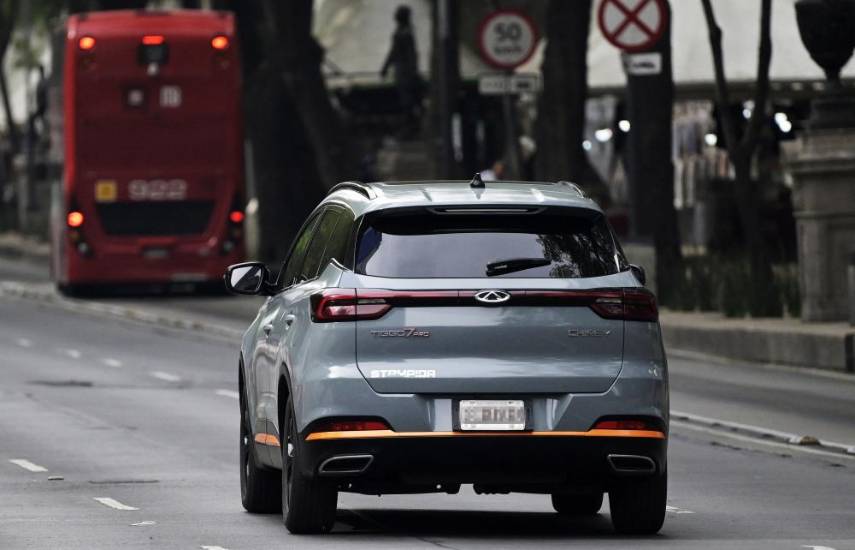 Una oleada de autos chinos sacude el mercado de lujo en México