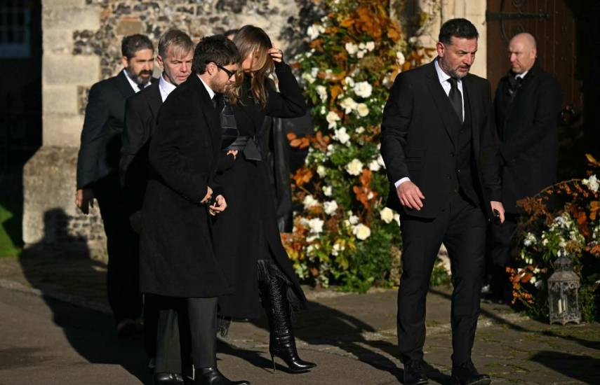 La familia de Liam Payne y los miembros de One Direction, reunidos en el funeral del cantante