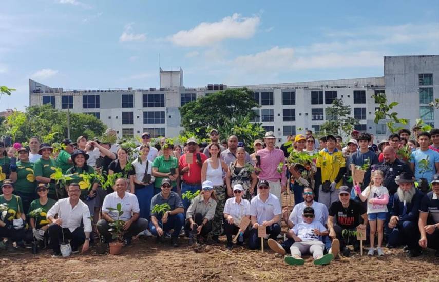 Comunidad Judía inauguró el Bosque 7 de Octubre en Las Acacias