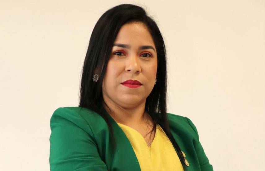 Jessica Guevara es la nueva directora del centro de estudios multidisciplinarios de la UTP