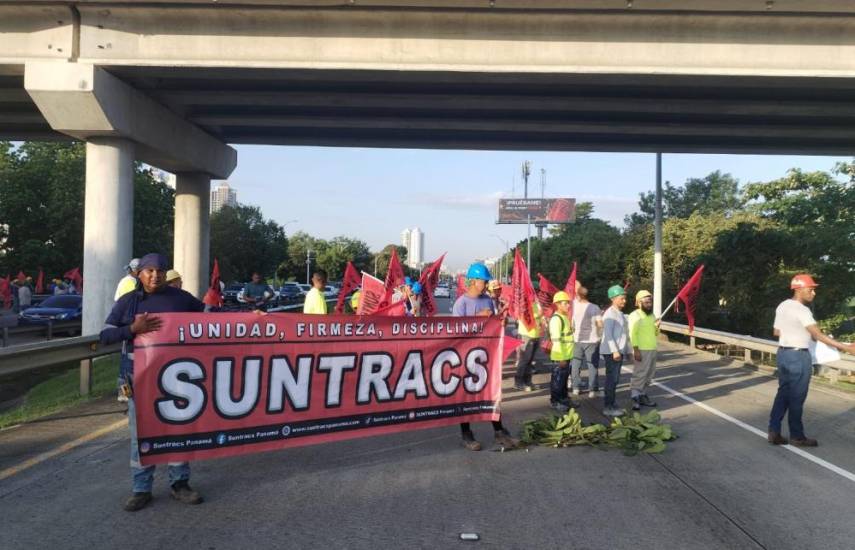 ML | Miembros del Sindicato Único Nacional de Trabajadores.