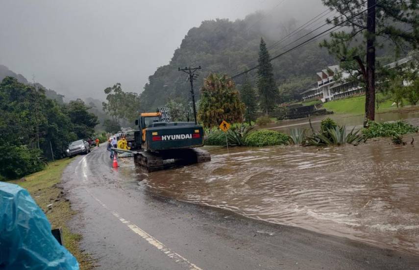 Onda Tropical: El país sigue bajo vigilancia