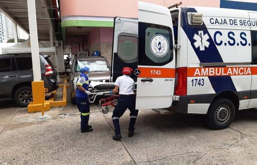 ML | Ambulancia en un cuarto de urgencias.