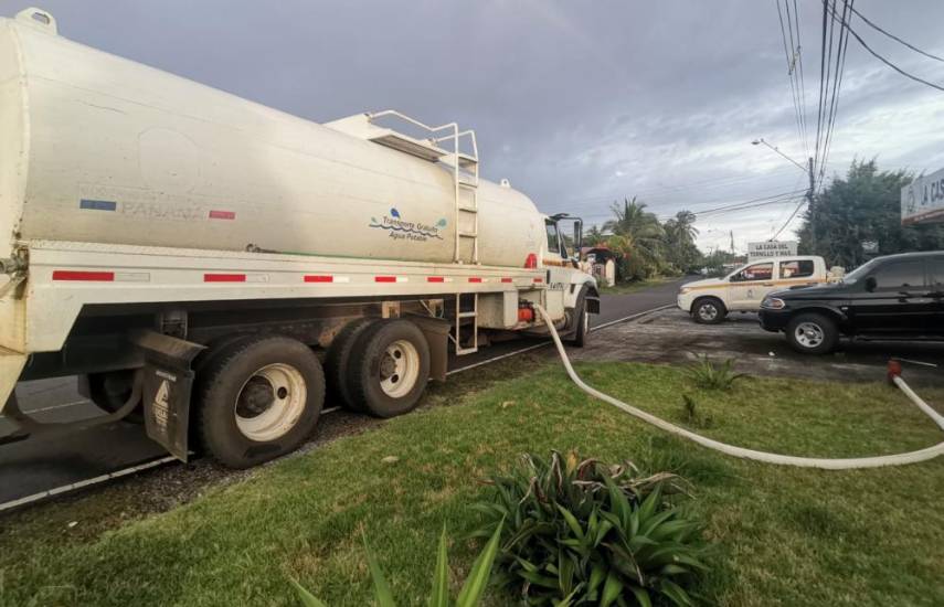 ML | Abastecimiento de agua potable mediante cisternas.