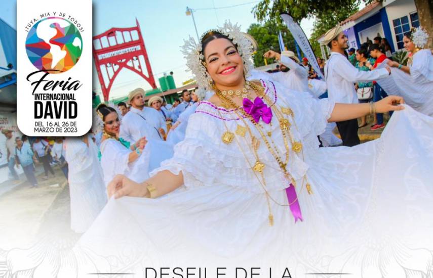 Regresa el Desfile de la Pollera Blanca