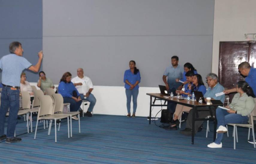 Realizan reunión informativa acerca de la construcción del cuarto puente sobre el Canal de Panamá