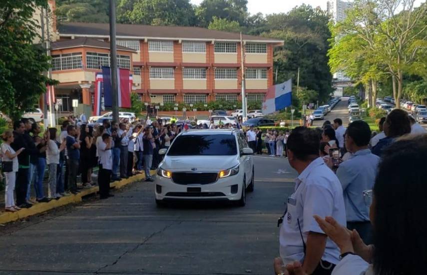 Ml | Último recorrido del Dr. Omar Aizprúa por la Universidad Tecnológica de Panamá.