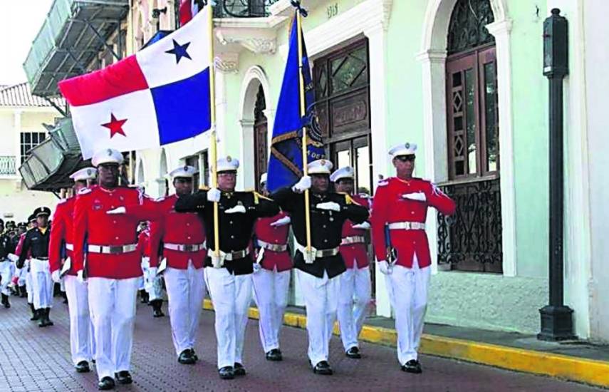 El colorido patriótico se retoma en San Felipe