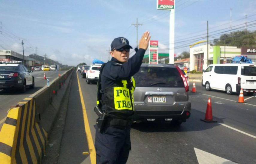 Inversión de carriles por fiestas patrias