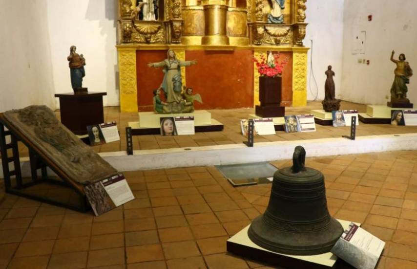 Museo de Arte Religioso Colonial: Ubicado en el edificio de la antigua capilla del convento de Santo Domingo. Exhibe esculturas, pinturas, platerías, etc.