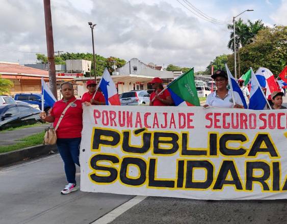 ML | Miembros de la Alianza Pueblo Unido por la Vida en protesta.