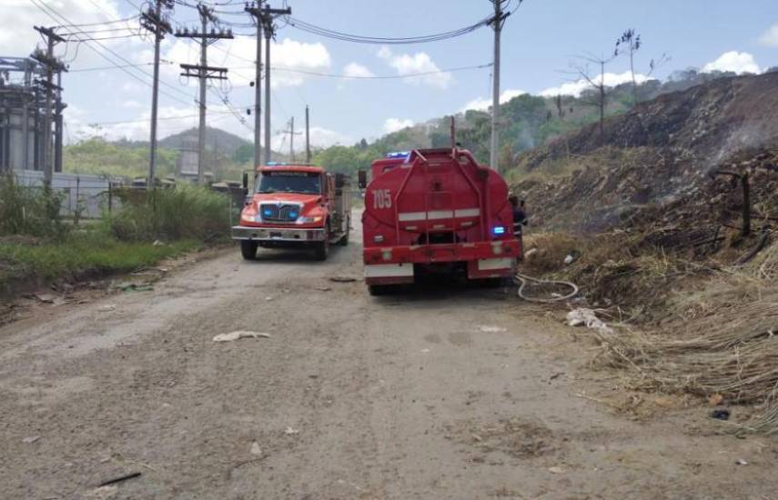 Fuego en Cerro Patacón está controlado, según autoridades