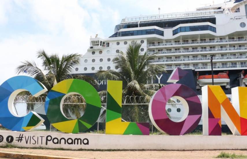 ML | Crucero llega con visitantes a un puerto de la provincia de Colón. Las Ruinas de Portobelo y la Zona Libre, son los lugares de mayor selección por los turistas.